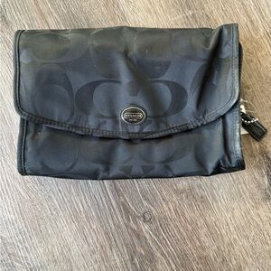 NWT Coach Signature C Hanging Toiletry Bag